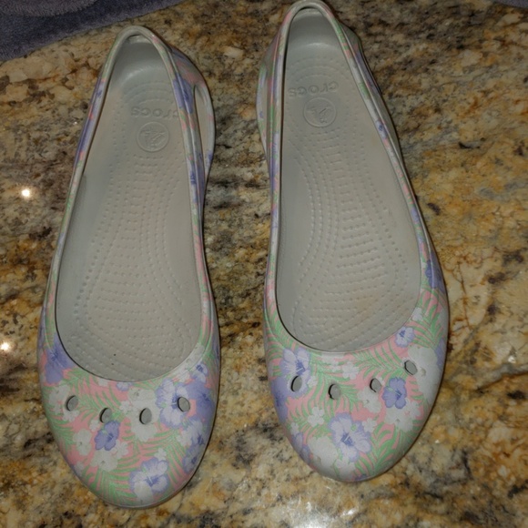 crocs kadee floral print